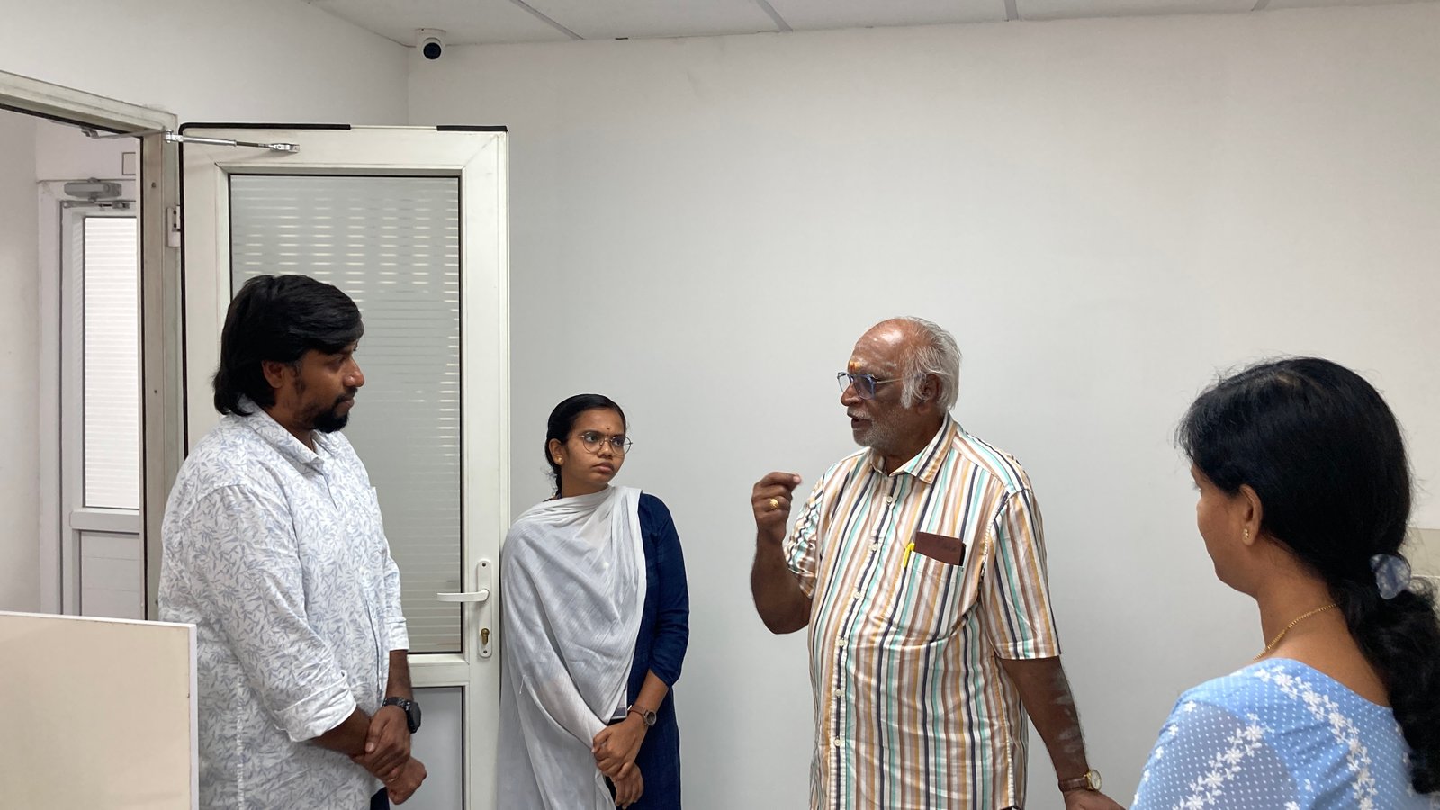 38 EXCITING YEARS OF BANKING JOURNEY - AUTHOR OF THE NOVEL "COME CLOSER" - BANKING VETERAN SHRI SUBRAMANIAN NARAYANAN IYER VISITED FORTES ACADEMY TO SHARE HIS EXEMPLARY BANKING LIFE