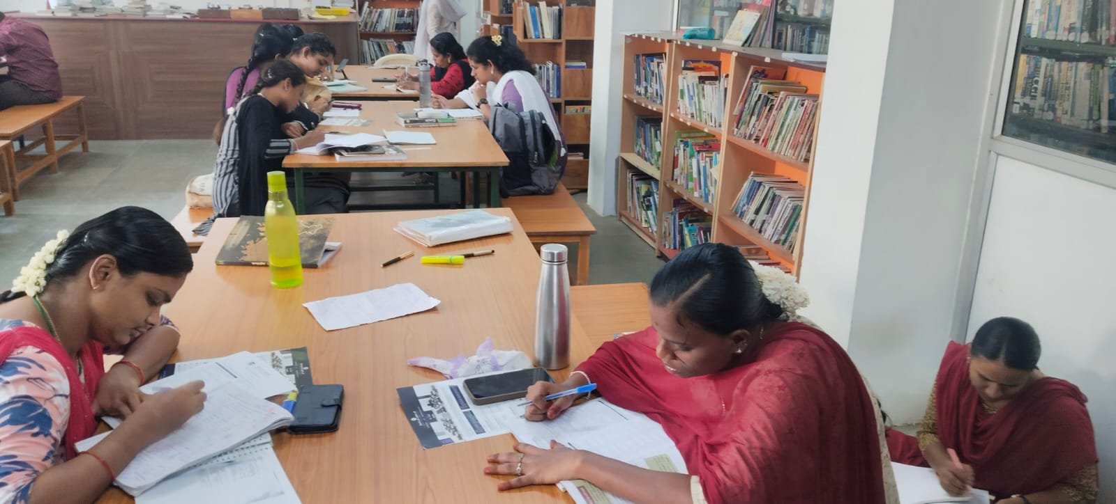 THENI DISTRICT LIBRARY - GENERAL AWARNESS PROGRAM ABOUT TNPSC, BANKING AND IELTS EXAM