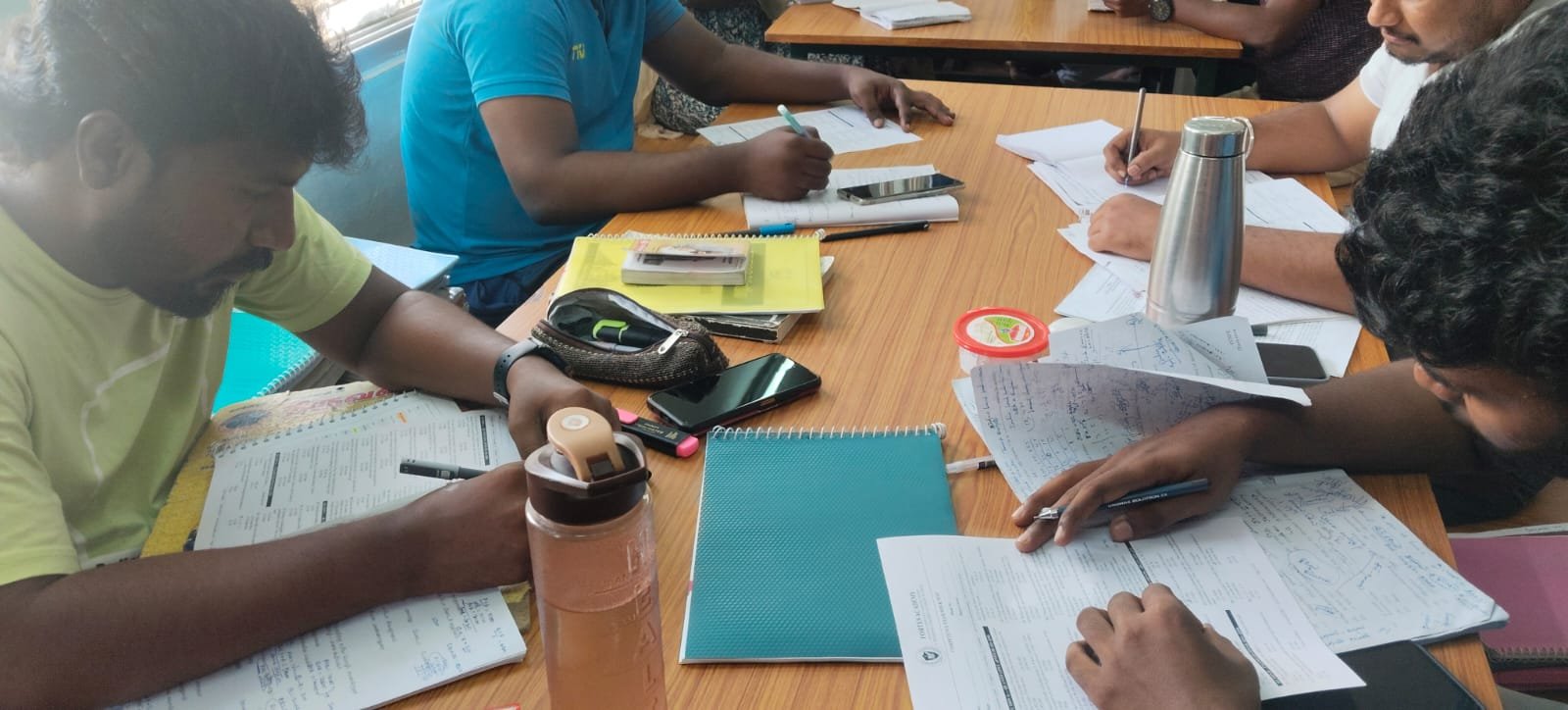 THENI DISTRICT LIBRARY - GENERAL AWARNESS PROGRAM ABOUT TNPSC, BANKING AND IELTS EXAM